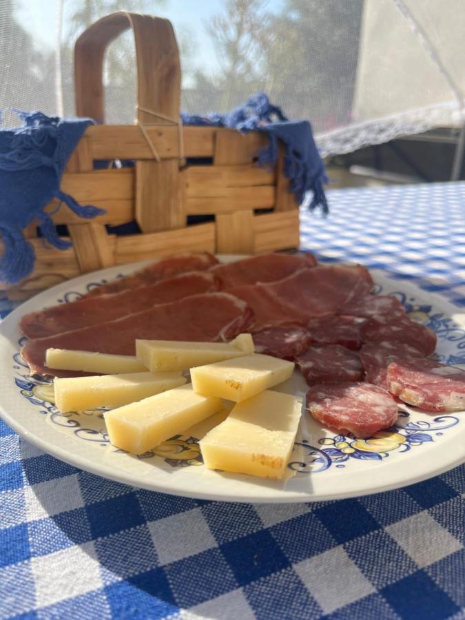 Villa Fatta Di Sogni Pula Eksteriør billede
