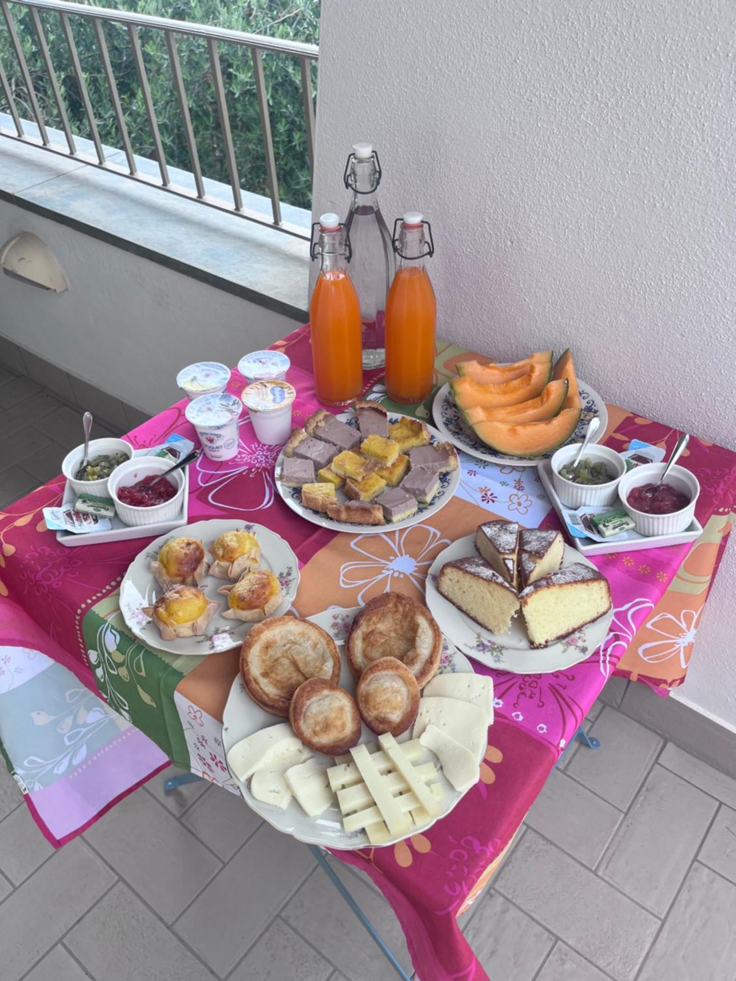 Villa Fatta Di Sogni Pula Eksteriør billede
